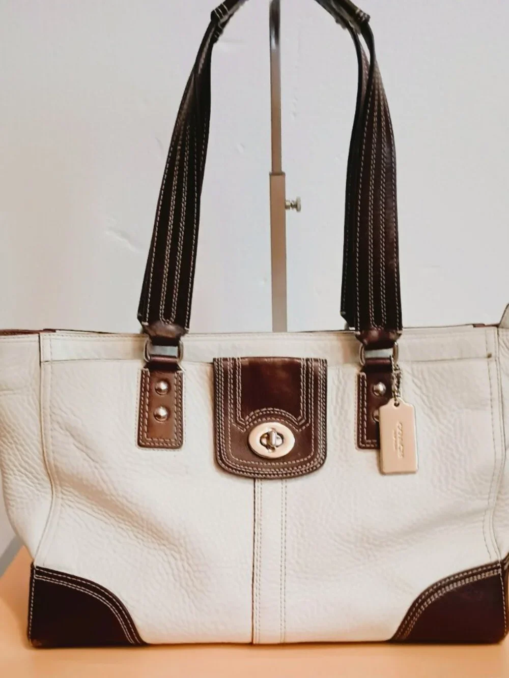 Coach legacy white